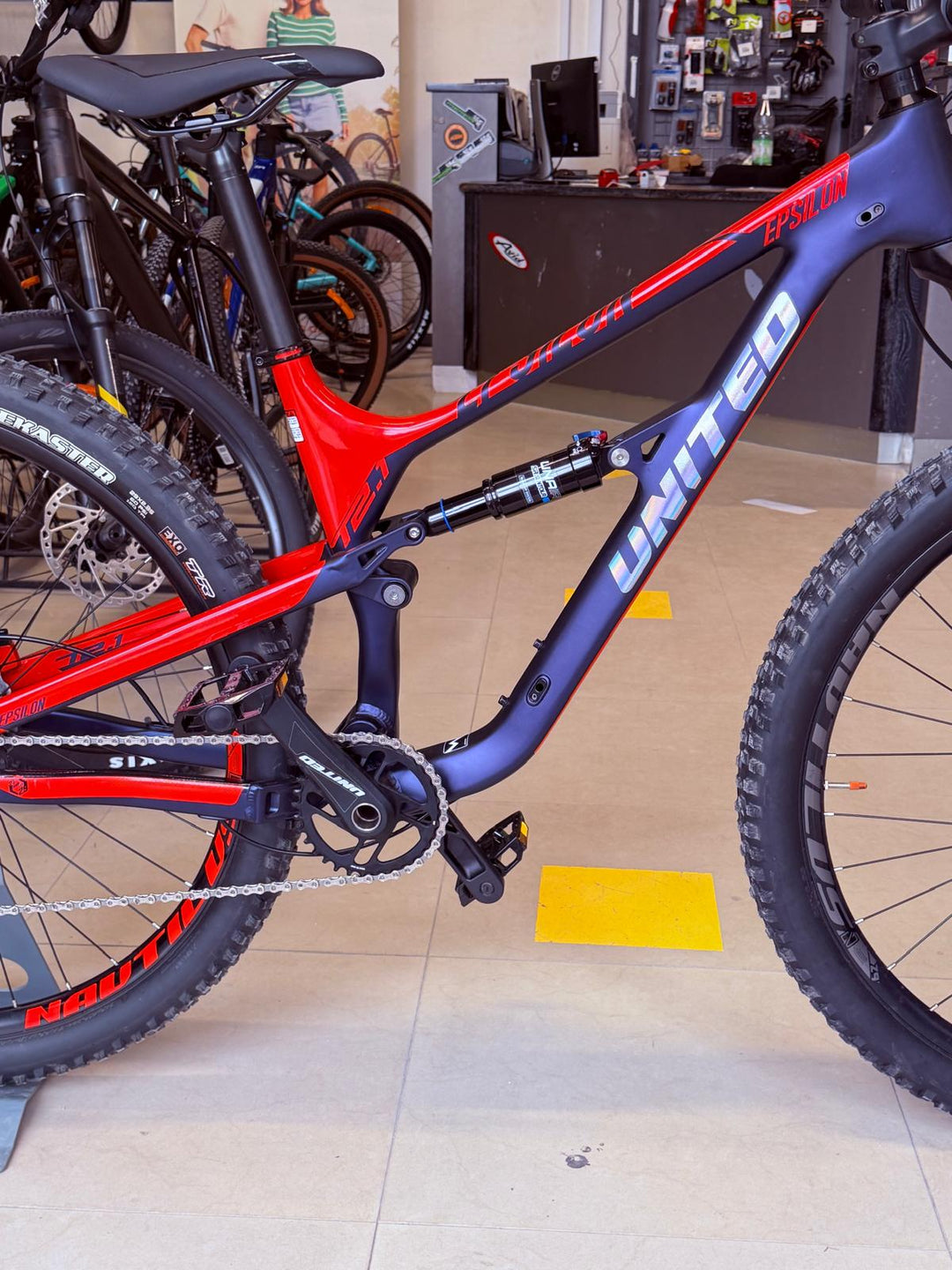 United Epsilon T2.1 29" Full Suspension FS