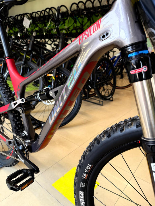 United Epsilon T1.1 29" Full Suspension FS